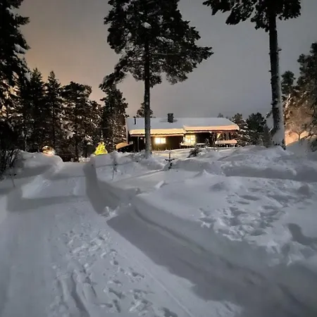 Semesterbostad With Mountain Views